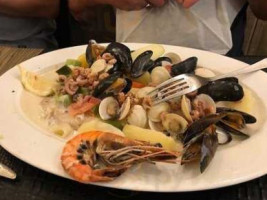 Sur Le Pouss' Nourriture