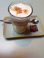 Kaffee RenÉe Comida