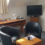 Lou Pahou À l'intérieur