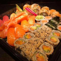 Eight Sushi Nourriture