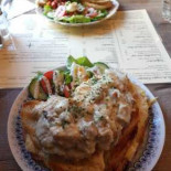 Grand-mère À l'intérieur