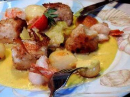 Chez Le Capitaine food