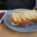 Au P'tit Creux Nourriture