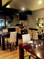 Au Numéro 3 Nourriture