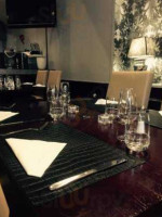 Au Numéro 3 Nourriture