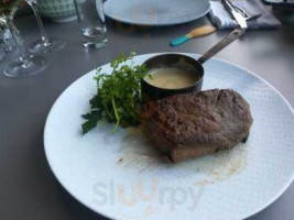 Hôtel La Libellule food