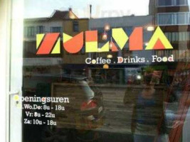 Zulma À l'intérieur