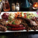 Cleopatra Tournai Comida