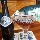 Le Nid D'izel Nourriture