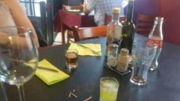 Mezzaluna À l'intérieur