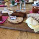 Onder De Brug Brasserie Evenementen Comida