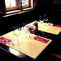 De Ijzerwinkel Comida