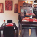 The Bertem Square Dentro