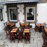 Les Armes De Philippeville Dentro