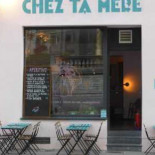 Chez Ta Mère À l'intérieur