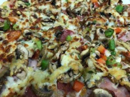 Pitta Pizza Ludwig food