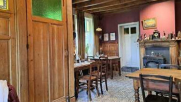 Het Witte Paard Dentro