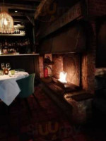 Ago's À l'intérieur