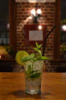 De Bronne À l'intérieur