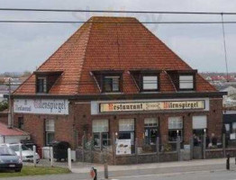 Uilenspiegel outside