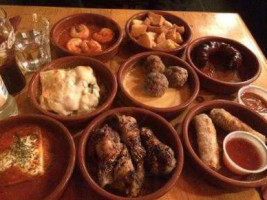 Tapas Y Mas Nourriture