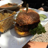 Quartier Léopold Nourriture