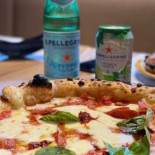 Della Madonna Comida