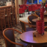 Chez Julius À l'intérieur