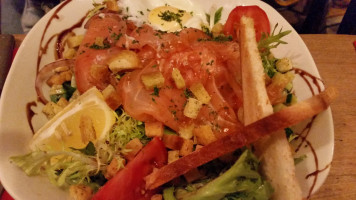 Le Clan Des Belges food