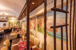 Odysseus Palace À l'intérieur