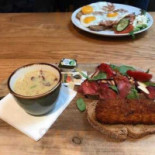 Stadscafe Double A Nourriture