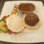 Eetcafé De Woude Nourriture