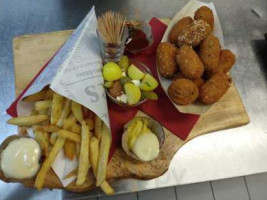 Brasserie De Maasterp inside