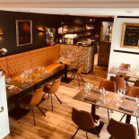 Maison Noire Nourriture