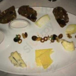 Graaf Van Den Bergh Nourriture