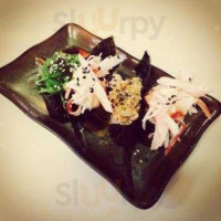 Moyi Cafetaria, Sushi Meer food