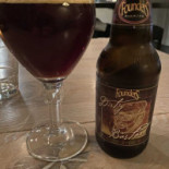 De Bronzen Tempel! Nourriture