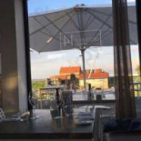 Oesterput 14 Nourriture