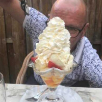 Grieks Apollo Grave food