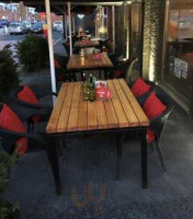 Cafetaria/brasserie Menistenplein Exterior