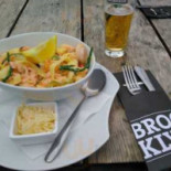 Strandpaviljoen Bluv Comida