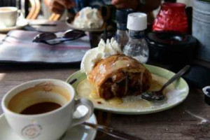 De Toerist B.v. Spaarndam West Comida