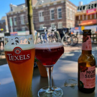 Plein Vijf Nourriture