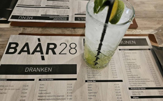 Baar 28 Nourriture