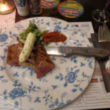 Het Bierkasteel Comida