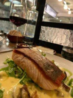 Invincible Nourriture