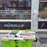 Café Paperclip À l'intérieur