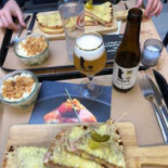 Messieurs Avroy Comida