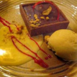 Chermanne Nourriture