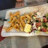 Petros Le Pelican Comida